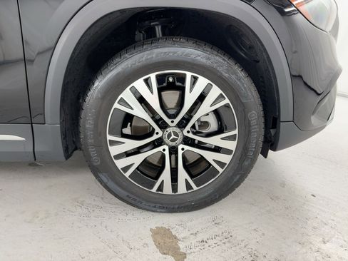 Certified 2025 Mercedes-Benz GLA 250 image 12