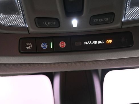 Used 2021 GMC Sierra 1500 Elevation w/ Preferred Package AWD/4WD image 12