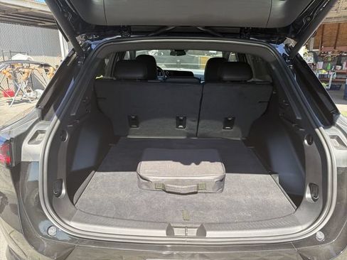 Used 2024 Chevrolet Equinox EV RS FWD image 5