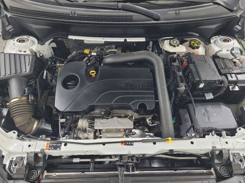 Used 2023 Chevrolet Equinox LT image 30