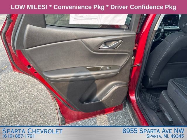 Used 2024 Chevrolet Blazer LT w/ Convenience Package FWD image 33