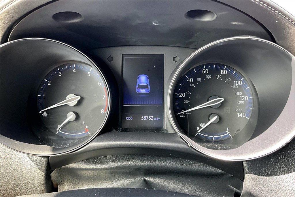 Used 2019 Toyota C-HR XLE FWD image 13