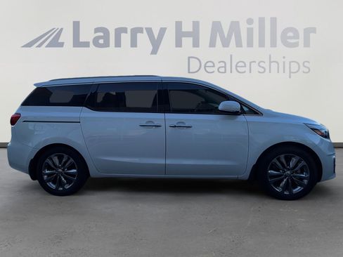 Used 2016 Kia Sedona SX Limited image 6