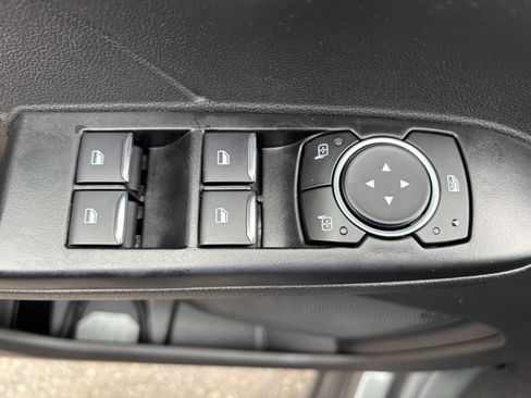 Used 2025 Ford Escape ST-Line Select AWD/4WD image 17