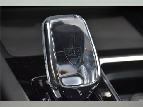 Certified 2026 Volvo XC60 B5 Core w/ Protection Package Premier image 38