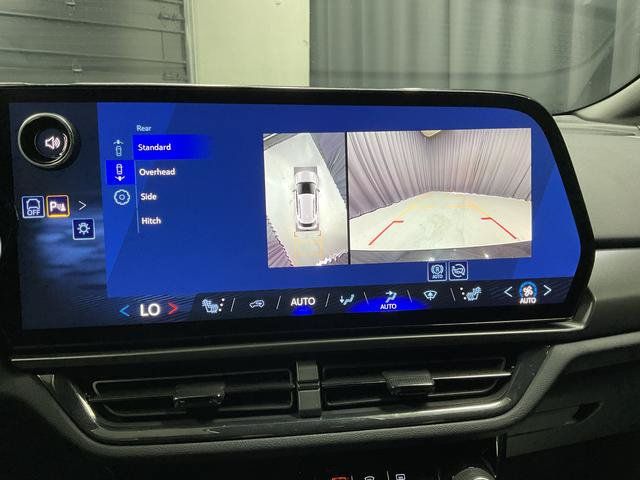 Used 2026 Chevrolet Equinox EV RS FWD image 24