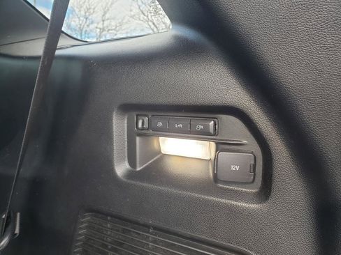 Used 2020 Ford Explorer Limited w/ Class III Trailer Tow Package image 11