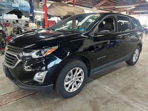Used 2020 Chevrolet Equinox LT image 1
