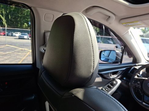 Used 2022 Subaru Crosstrek 2.5i Sport w/ Moonroof Package AWD/4WD image 13