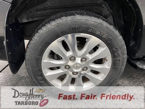 Used 2011 Toyota Sequoia Platinum image 17