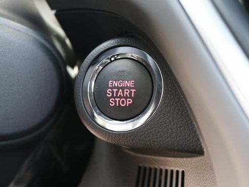 Used 2025 Subaru Crosstrek 2.0i Premium image 35