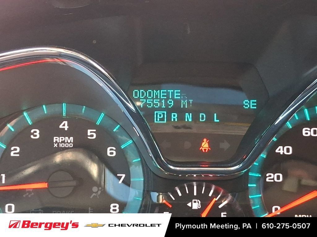 Used 2017 Chevrolet Traverse LT w/ Style and Technology Package AWD/4WD image 24
