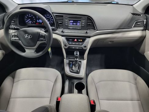 Used 2018 Hyundai Elantra SE w/ Cargo Package FWD image 18