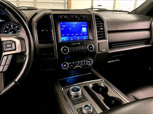 Used 2021 Ford Expedition Max XLT AWD/4WD image 6