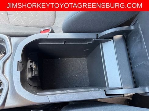 Used 2019 Toyota RAV4 XLE w/ Convenience Package image 30