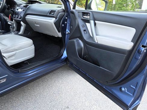 Used 2014 Subaru Forester 2.5i Limited AWD/4WD image 42