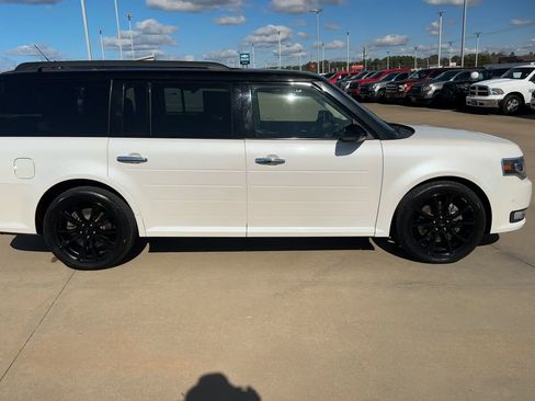 Used 2016 Ford Flex Limited w/ Equipment Group 303A image 2