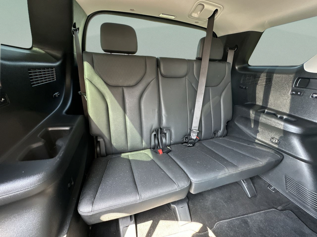 Used 2022 Hyundai Palisade SEL w/ Premium Package FWD image 42