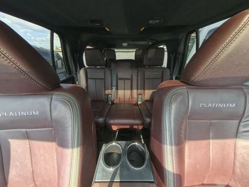 Used 2015 Ford Expedition Platinum AWD/4WD image 28