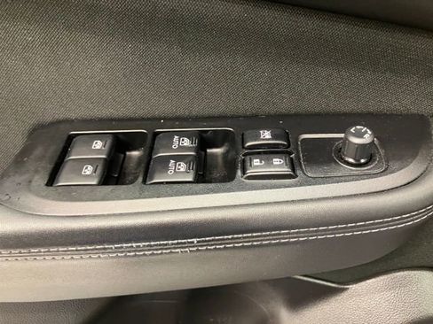 Used 2016 Subaru Outback 2.5i Premium image 36