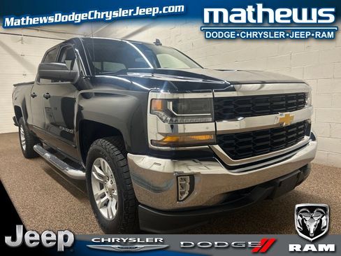 Used 2017 Chevrolet Silverado 1500 LT w/ All Star Edition AWD/4WD image 1