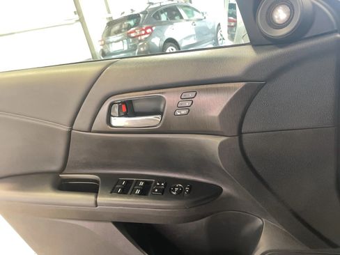 Used 2014 Honda Accord EX-L image 10