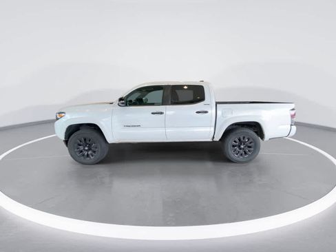 Used 2023 Toyota Tacoma Limited w/ Nightshade Package AWD/4WD image 5