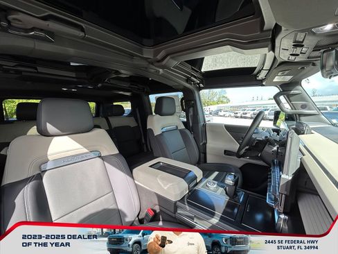 New 2026 GMC Hummer EV SUV image 21