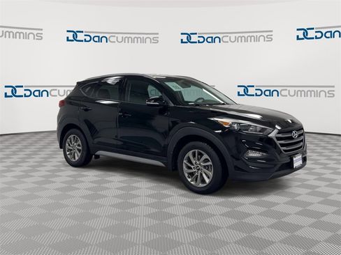Used 2018 Hyundai Tucson SEL Plus w/ Cargo Package image 2