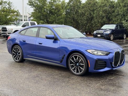 Used 2023 BMW i4 eDrive40 w/ M Sport Package RWD image 3