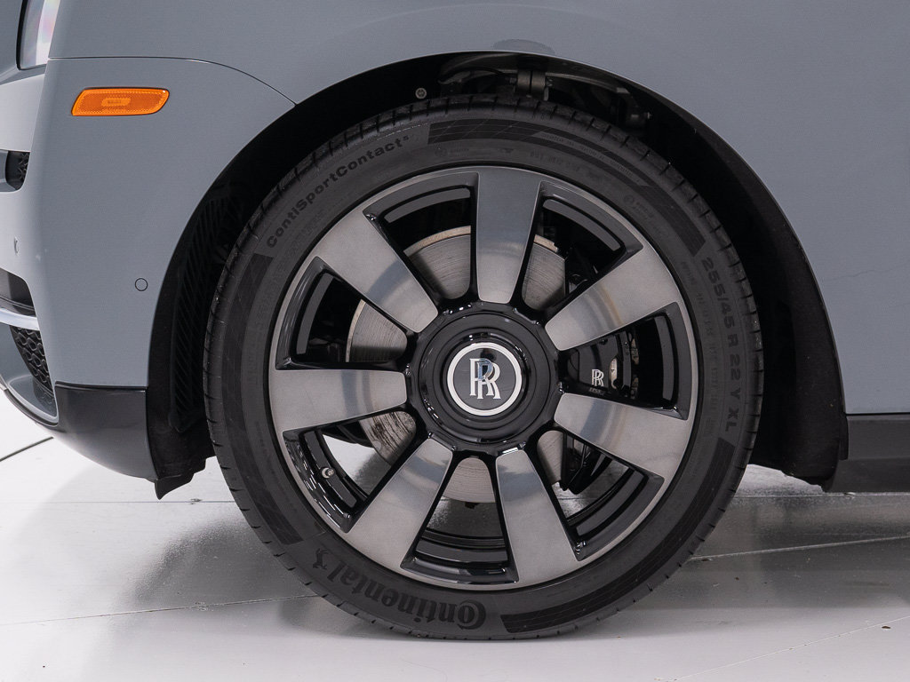 Certified 2022 Rolls-Royce Cullinan w/ Technology Package AWD/4WD image 49