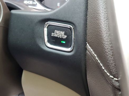 Used 2019 GMC Acadia Denali AWD/4WD image 15