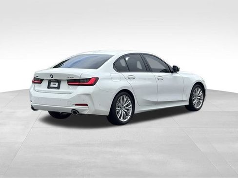 Used 2023 BMW 330i xDrive Sedan w/ Premium Package AWD/4WD image 9