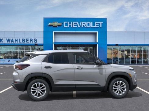 New 2026 Chevrolet TrailBlazer LS w/ LS Convenience Package FWD image 5