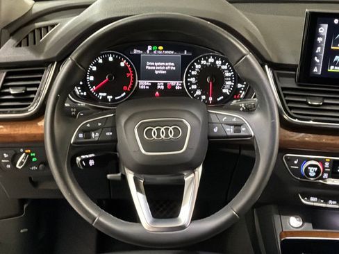 Used 2022 Audi Q5 2.0T Premium image 12
