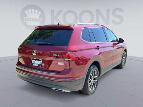 Used 2019 Volkswagen Tiguan SE AWD/4WD image 16