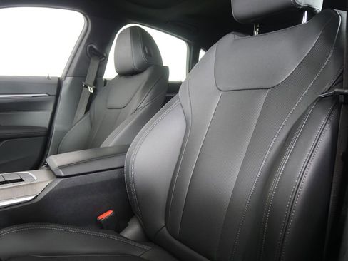 Certified 2025 BMW 430i w/ Premium Package RWD image 10