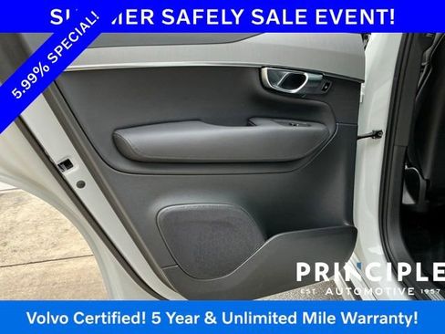 Certified 2025 Volvo XC90 B5 Core AWD/4WD image 32