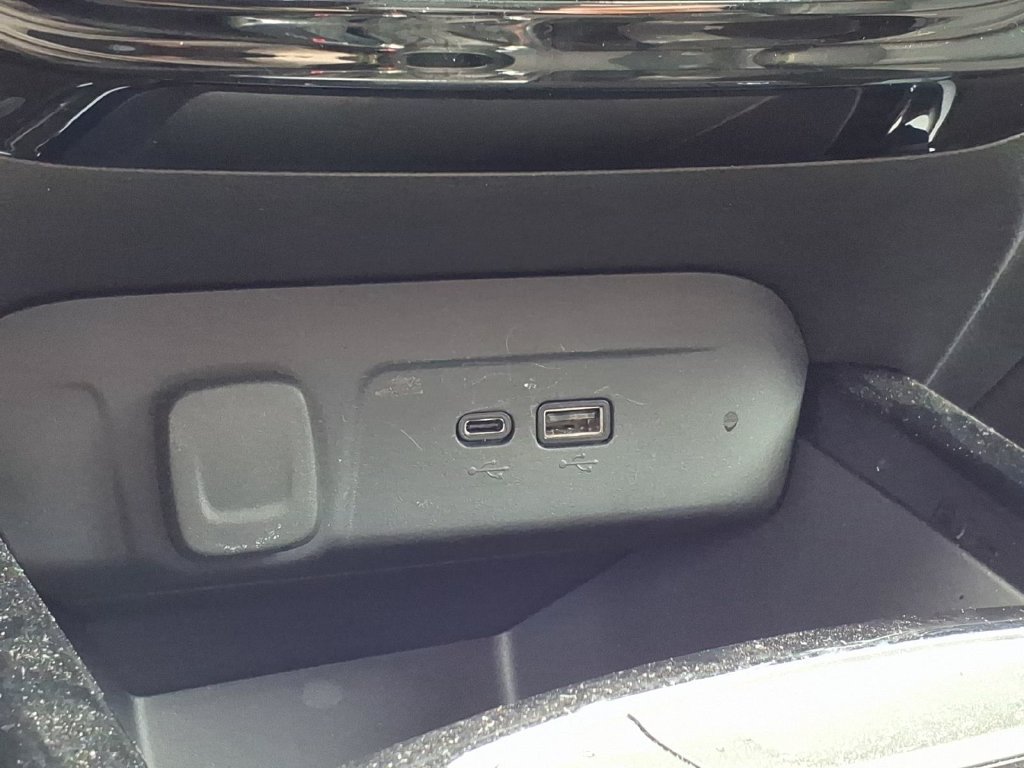 Used 2024 Chevrolet Trax ACTIV FWD image 27