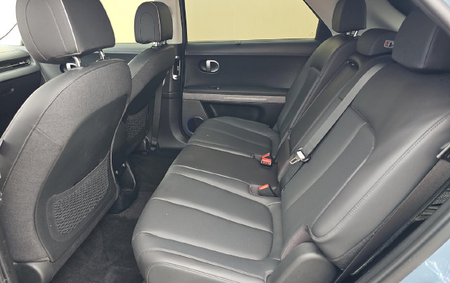 Used 2023 Hyundai Ioniq 5 Limited AWD/4WD image 10