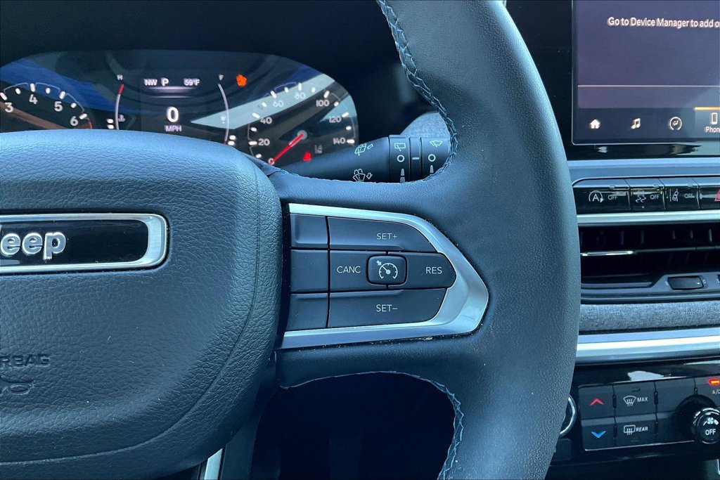 Used 2022 Jeep Compass Latitude FWD image 10