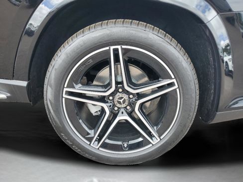 New 2026 Mercedes-Benz GLS 450 4MATIC image 7