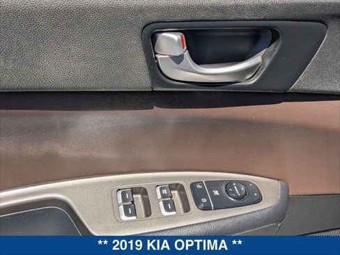 Used 2019 Kia Optima LX FWD image 10