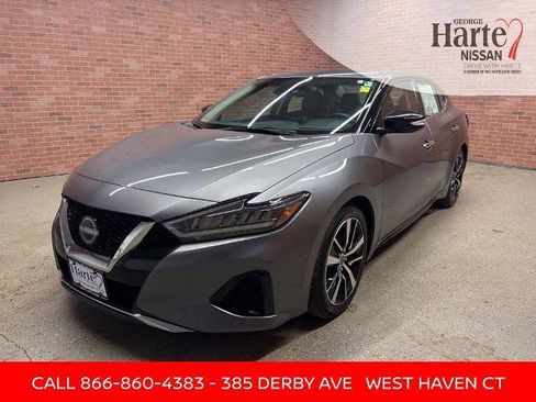 Certified 2023 Nissan Maxima SV w/ Floor Mat Group image 3