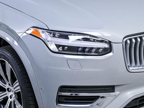 Certified 2024 Volvo XC90 T8 Plus w/ Protection Package Premier AWD/4WD image 37