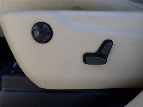 Used 2018 Jeep Grand Cherokee Limited w/ Luxury Group II image 14