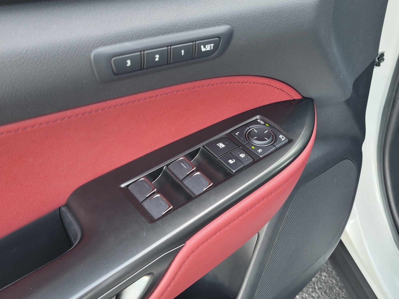 Used 2022 Lexus NX 350h AWD w/ Vision Package image 17