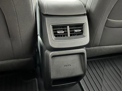 New 2026 Chevrolet Equinox EV LT FWD image 28