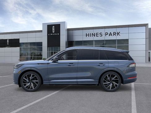 New 2026 Lincoln Aviator Black Label w/ Dynamic Handling Package image 3