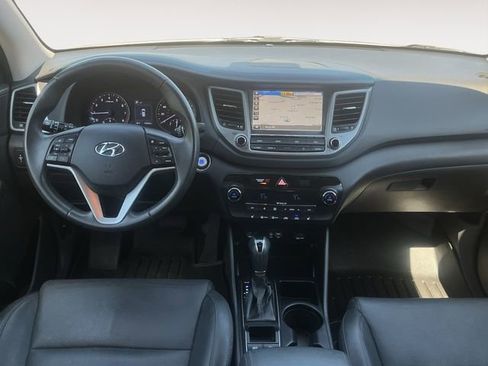 Used 2018 Hyundai Tucson SEL Plus w/ Cargo Package AWD/4WD image 10